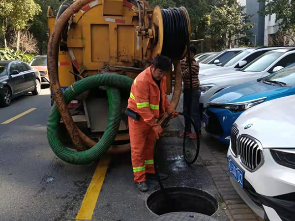 崖州排污管道清淤